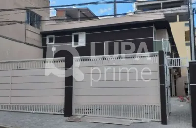 Casa com 2 dormitórios em condomínio fechado - bairro do limão