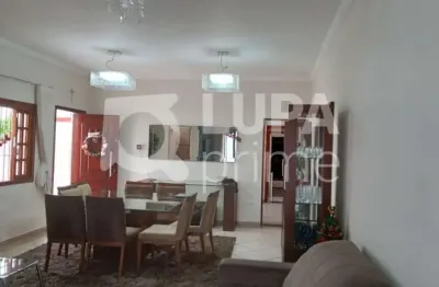 Sobrado com 2 dormitórios sendo 1 suíte à venda em santana!