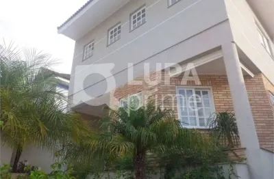 Sobrado com 4 dormitórios sendo suítes á venda no barro branco!