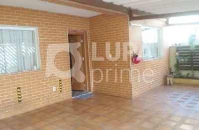 Casa com 5 quartos à venda na Rua Clara Camarão, 22, Imirim, São Paulo