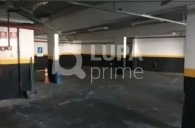 Prédio para alugar na Rua Cerro Corá, 1609, Vila Romana, São Paulo