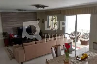 Apartamento com 3 dormitórios e 3 banheiros à venda em santana