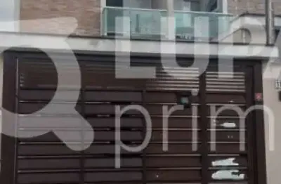 Casa térrea com 3 dormitórios sendo 1 suíte à venda no imirim