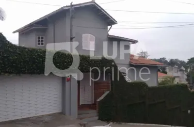 Sobrado com 4 dormitórios e 5 banheiros à venda no tremembé