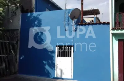 Imóvel para renda com 3 casas para renda- parque edu chaves