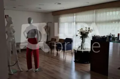 Casa com 4 quartos e 3 vagas de garagem à venda no jardim são paulo