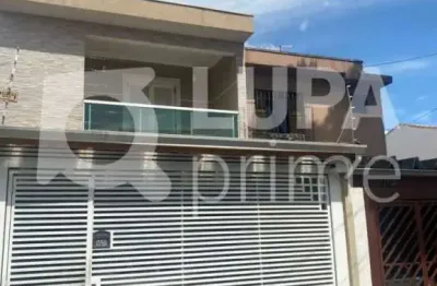 Sobrado com 3 dormitórios sendo 2 suítes á venda no tucuruvi