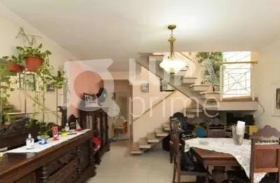 Casa com 3 quartos à venda na Rua Guaracininga, 130, Carandiru, São Paulo