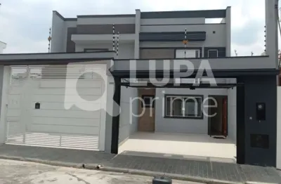 Sobrado com 3 dormitórios à venda no  parque vitoria