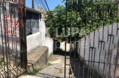 Terreno com 313 metros de área construída à venda no imirim!