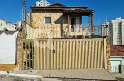 Sobrado com 4 dormitórios sendo todos suítes a venda na vila dom pedro