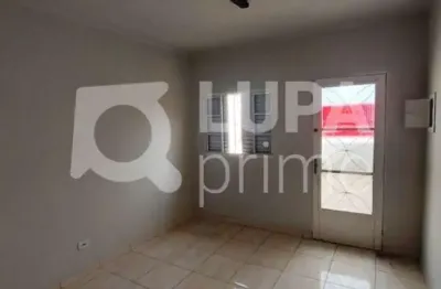 Casa comercial com 1 sala para alugar na Avenida Antonelo da Messina, 1024, Tremembé, São Paulo