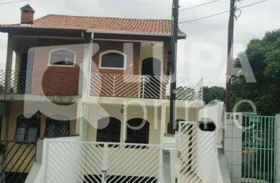 Sobrado com 4 dormitórios sendo 1 suíte á venda na vila irmãos arnoni