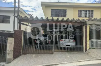 Sobrado com 3 dormitórios sendo 1 suíte á venda na parada inglesa