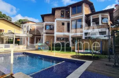Casa com 5 dormitórios à venda no alpes da cantareira!