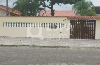 Casa com 2 quartos à venda na Av Canadá, 516, Parque Balneário Comodoro, Mongaguá
