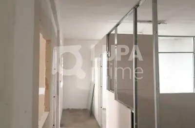 Ponto comercial para alugar na Rua Professor Marcondes Domingues, 337, Parada Inglesa, São Paulo