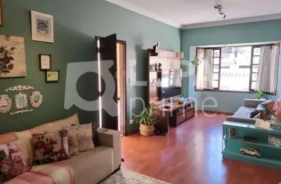 Sobrado com 3 dormitórios sendo 1 suíte à venda na vila aurora