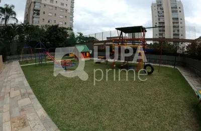 Apartamento com 3 dormitórios sendo 1 suíte á venda em santana.