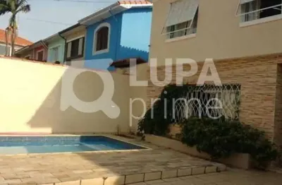 Sobrado com 4 dormitórios sendo 3 suítes á venda na vila isolina mazzei