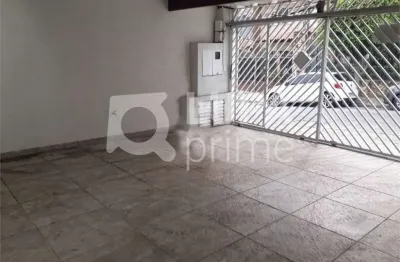 Casa térrea com 3 dormitórios sendo 1 suíte á venda no  jardim frança