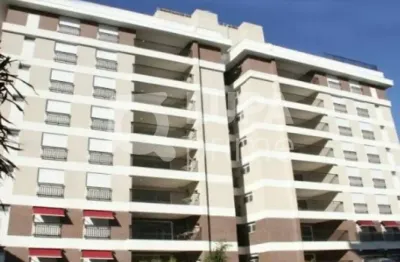 Apartamento com 4 dormitórios sendo 2 suítes á venda em santana.