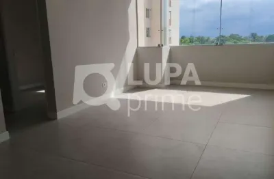 Apartamento com 3 dormitórios sendo 1 suíte á venda no barro branco