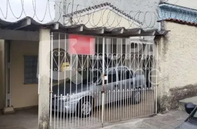 Casa térrea com 1 dormitório á venda na parada inglesa!