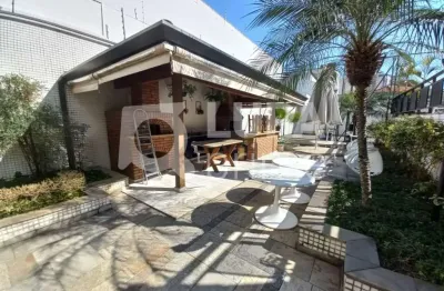 Apartamento com 4 dormitórios sendo 2 suítes á venda em santana.