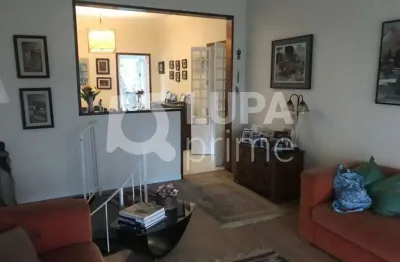 Casa com 3 quartos à venda na Rua Maria Lopes, 413, Vila Rosa, São Paulo