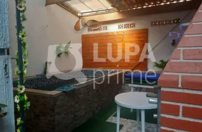 Sobrado com 3 dormitórios sendo 1 suíte á venda no jardim virginia bianca