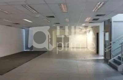 Prédio com 3 salas para alugar na Rua Conselheiro Moreira de Barros, 761, Santana, São Paulo