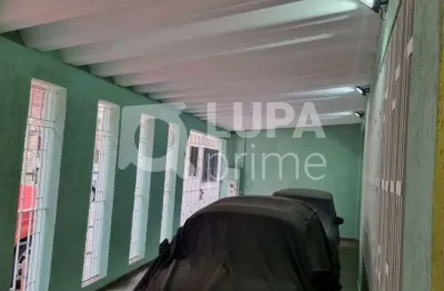 Casa térrea com 2 dormitórios à venda na vila aurora!