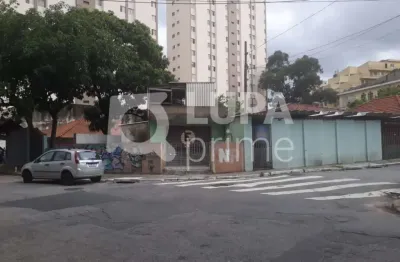 Casa térrea com 3 dormitórios (1 suíte) á venda- santa teresinha