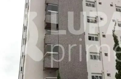 Apartamento com 3 dormitórios sendo 1 suíte á venda na vila paiva