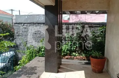 Sobrado som 3 dormitórios sendo 1 suíte á venda no jardim são paulo.