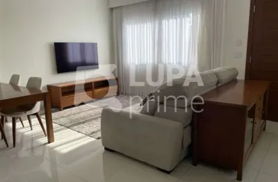 Sobrado em condomínio fechado com 3 dormitórios para venda