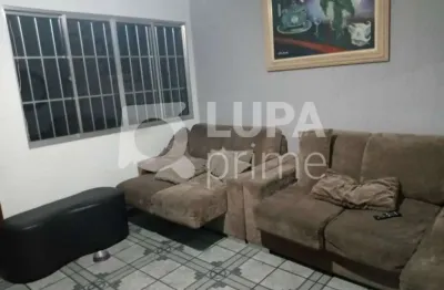 Sobrado com 3 quartos e 4 vagas de garagem á venda na vila gustavo