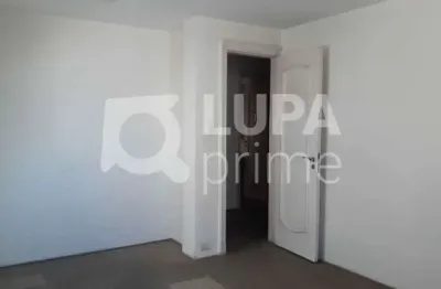 Sala comercial com 178 metros para locação no centro
