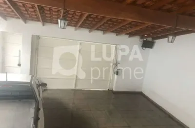 Casa térrea com 3 dormitórios sendo 1 suíte á venda no tucuruvi com piscina