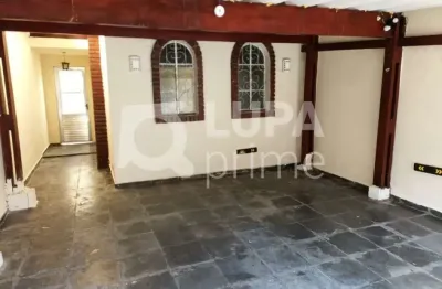 Sobrado com 4 dormitórios de 180m² à venda, na vila nova mazzei