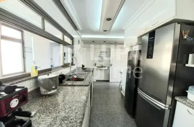 Apartamento com 4 dormitórios sendo 1 suíte á venda em santana