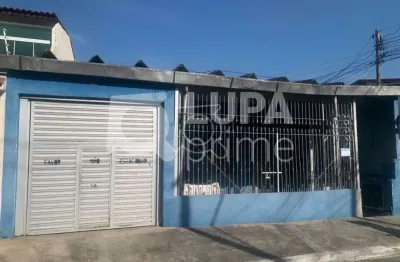 Excelente terreno, com 13 casas para renda, à venda na vila nivi!