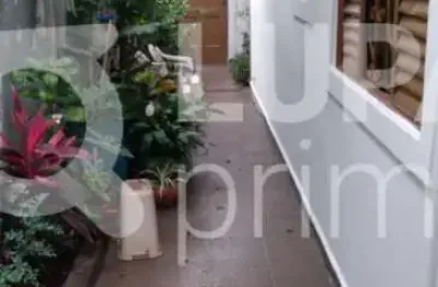 Casa térrea com 2 dormitórios sendo 1 suíte à venda na vila picinin