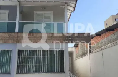 Sobrado com 4 dormitórios sendo suítes á venda em santa teresinha