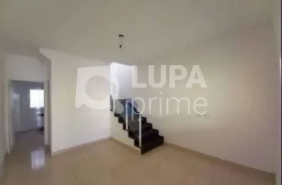 Lindo sobrado com 3 dormitórios á venda na parada inglesa
