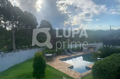 Casa térrea com 3 dormitórios  á venda no jardim imperial atibaia