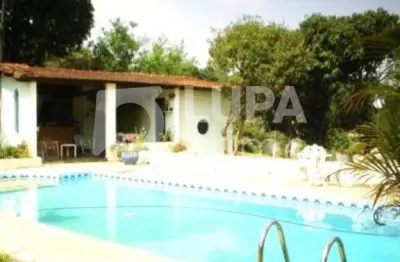Casa térra com piscina em mairiporã com 3.300 m² - 5 banheiros 4 vagas !