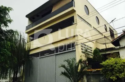 Prédio para alugar na Rua Antônio Dias da Silva, 673, Vila Amália, São Paulo