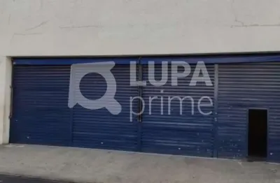 Prédio com 5 salas para alugar na Rua Doutor Zuquim, 532, Santana, São Paulo